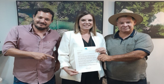PRESIDENTE DO CBHRMA REÚNE-SE E PROTOCOLA OFÍCIO NO GABINETE DA DEPUTADA ESTADUAL CLÁUDIA LELIS PARA SOLICITAR EMENDA PARLAMENTAR PARA REALIZAÇÃO DO 
