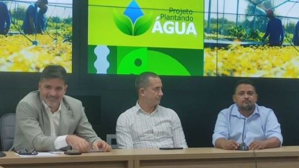 PROJETO PLANTANDO ÁGUA